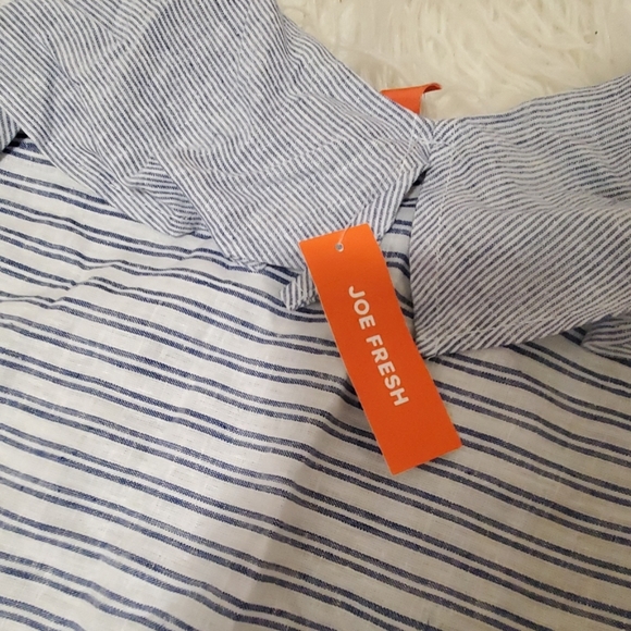 BRAND NEW 🏷 Joe Fresh top - Picture 3 of 4